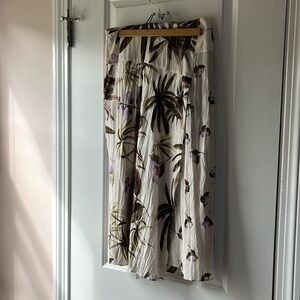 Vince skirt size 4
